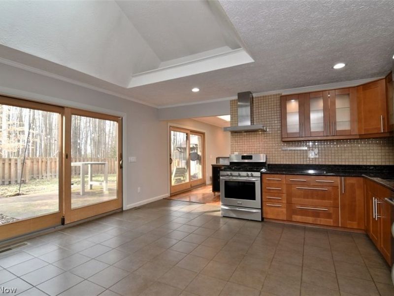 12894 Falling Water Road, Strongsville, OH 44136 Photo 12