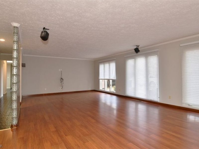 12894 Falling Water Road, Strongsville, OH 44136 Photo 20