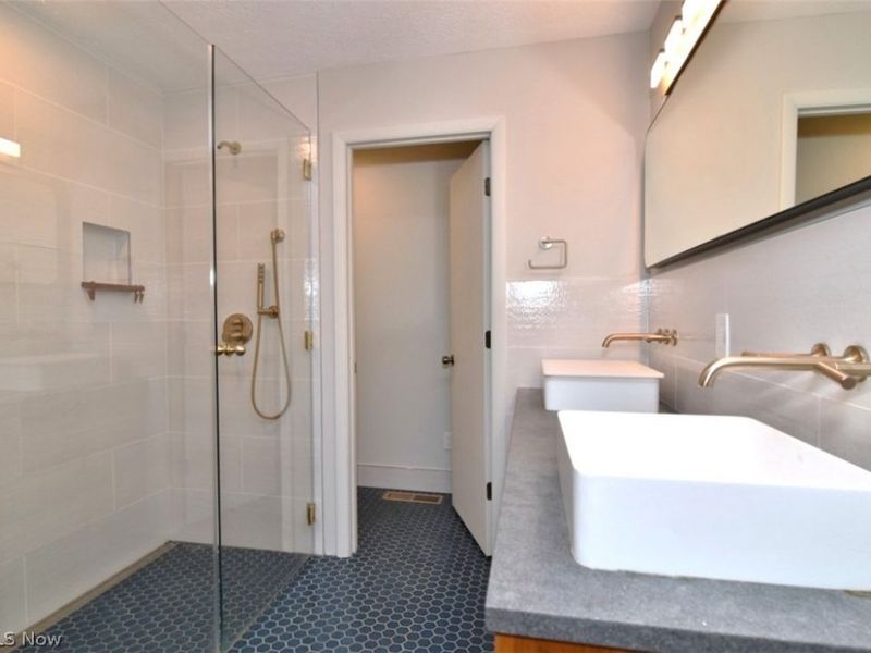 12894 Falling Water Road, Strongsville, OH 44136 Photo 27