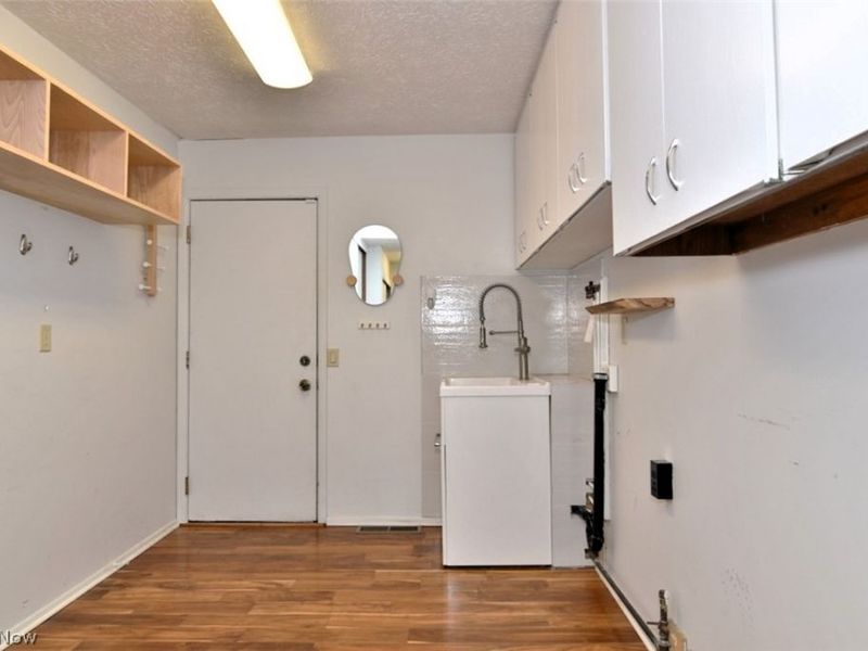 12894 Falling Water Road, Strongsville, OH 44136 Photo 39