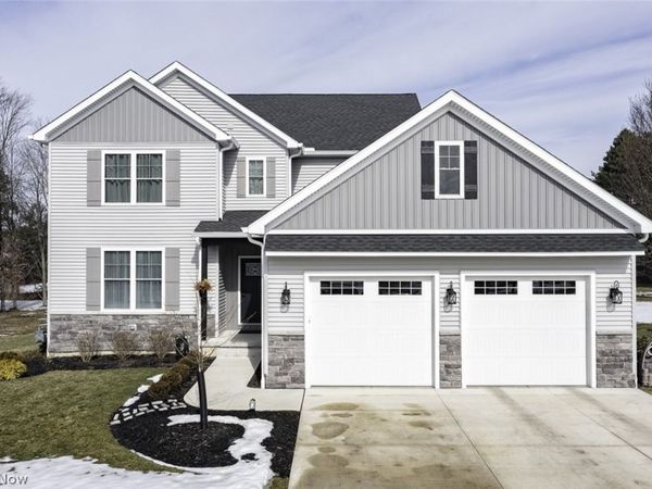 21334 Westwood Drive, Strongsville, OH 44149