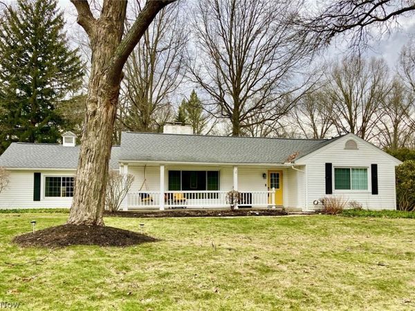 236 Schocalog Road, Akron, OH 44313