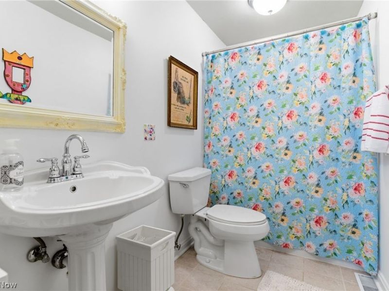 236 Schocalog Road, Akron, OH 44313 Photo 23