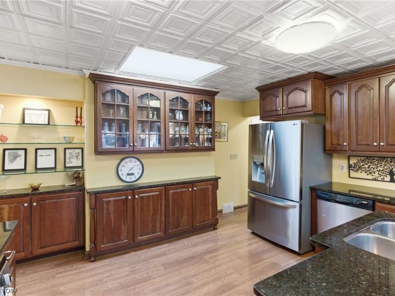 236 Schocalog Road, Akron, OH 44313 Photo 8