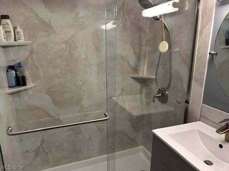 12520 Edgewater Drive, Unit 910, Lakewood, OH 44107 Photo 14