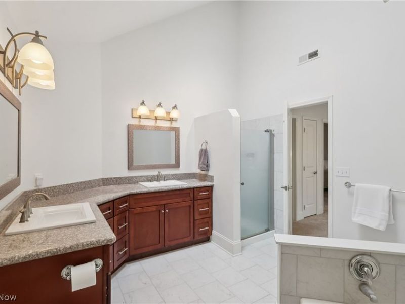 2340 Brigadoon Court, Westlake, OH 44145 Photo 33