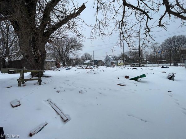 1590 Addison Road, Cleveland, OH 44103