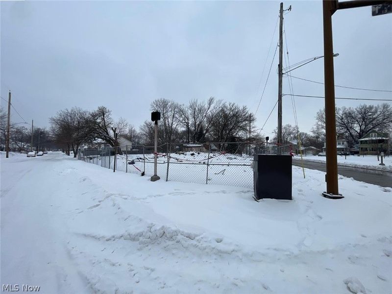 1590 Addison Road, Cleveland, OH 44103 Photo 3