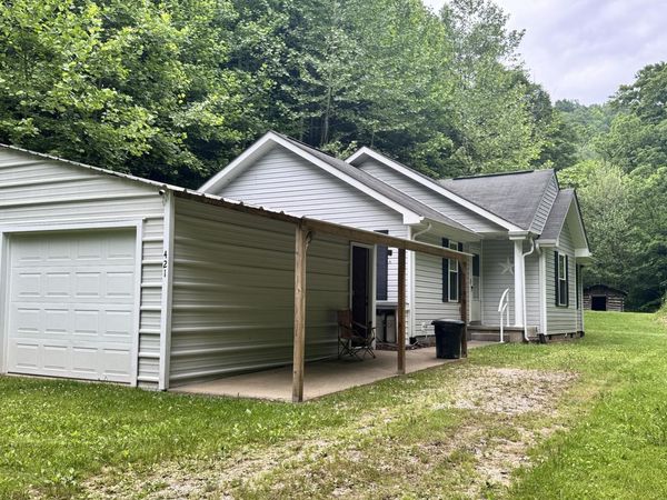 421 Wren Branch Road, Oneida, KY 40972