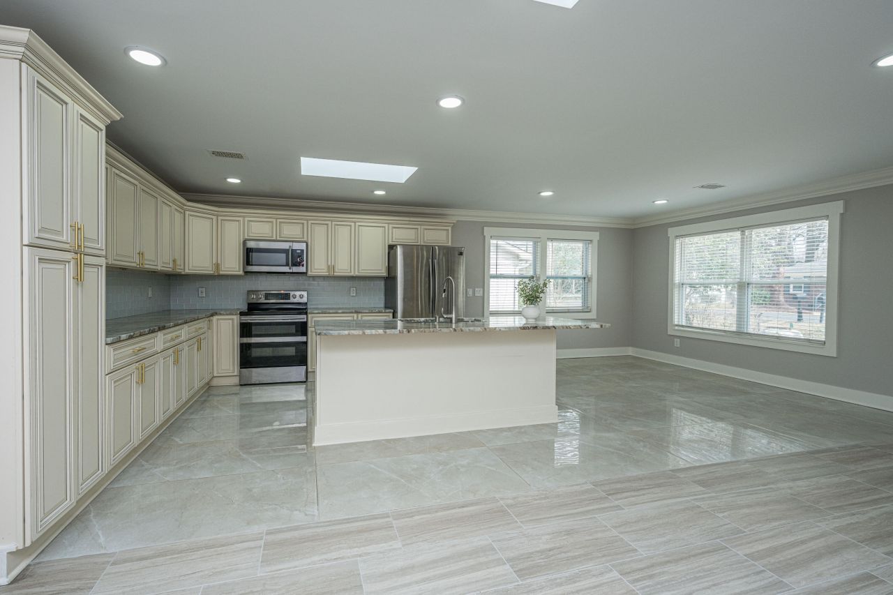 311 Adeline Drive Photo 17