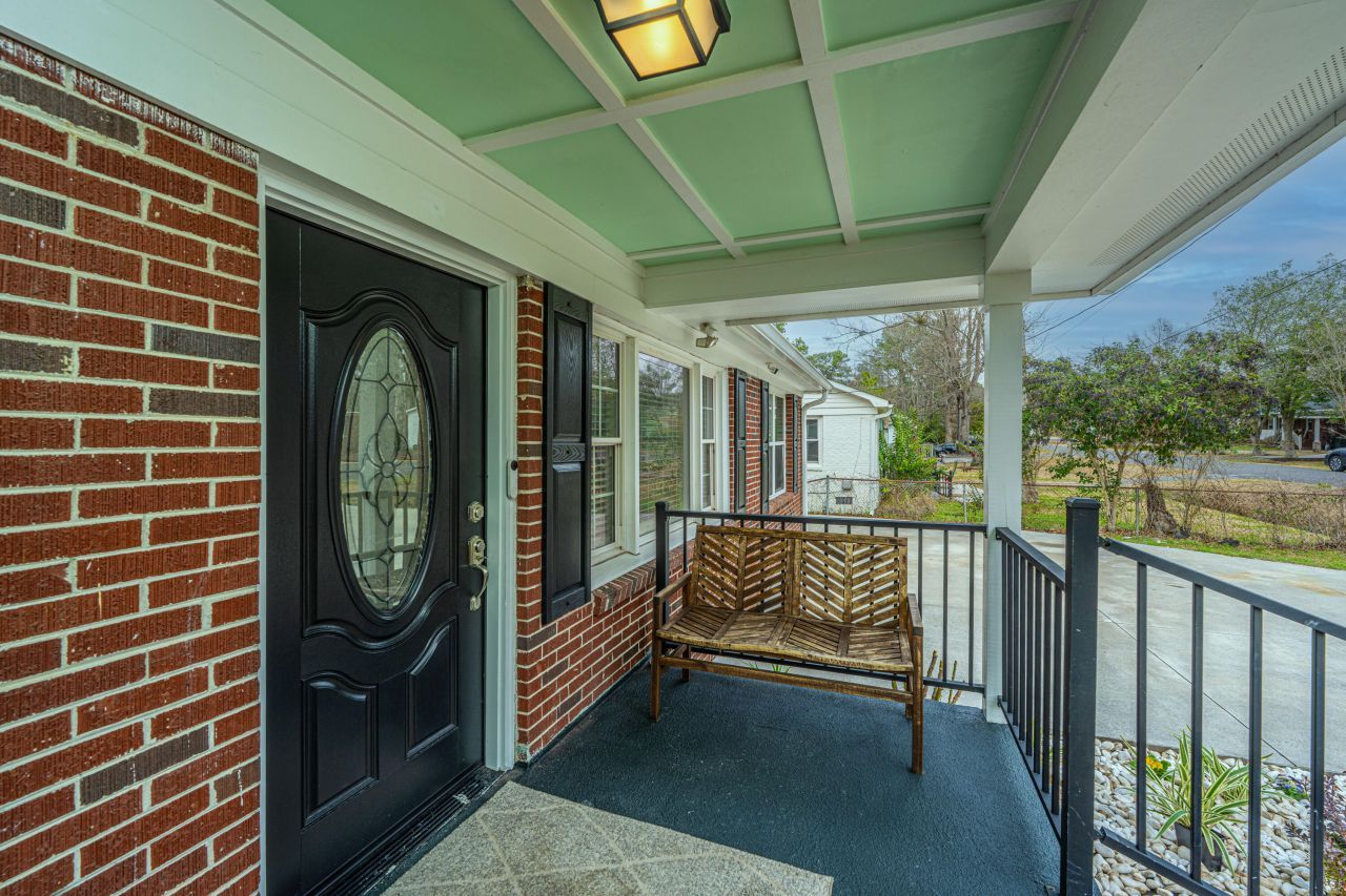 311 Adeline Drive Photo 7