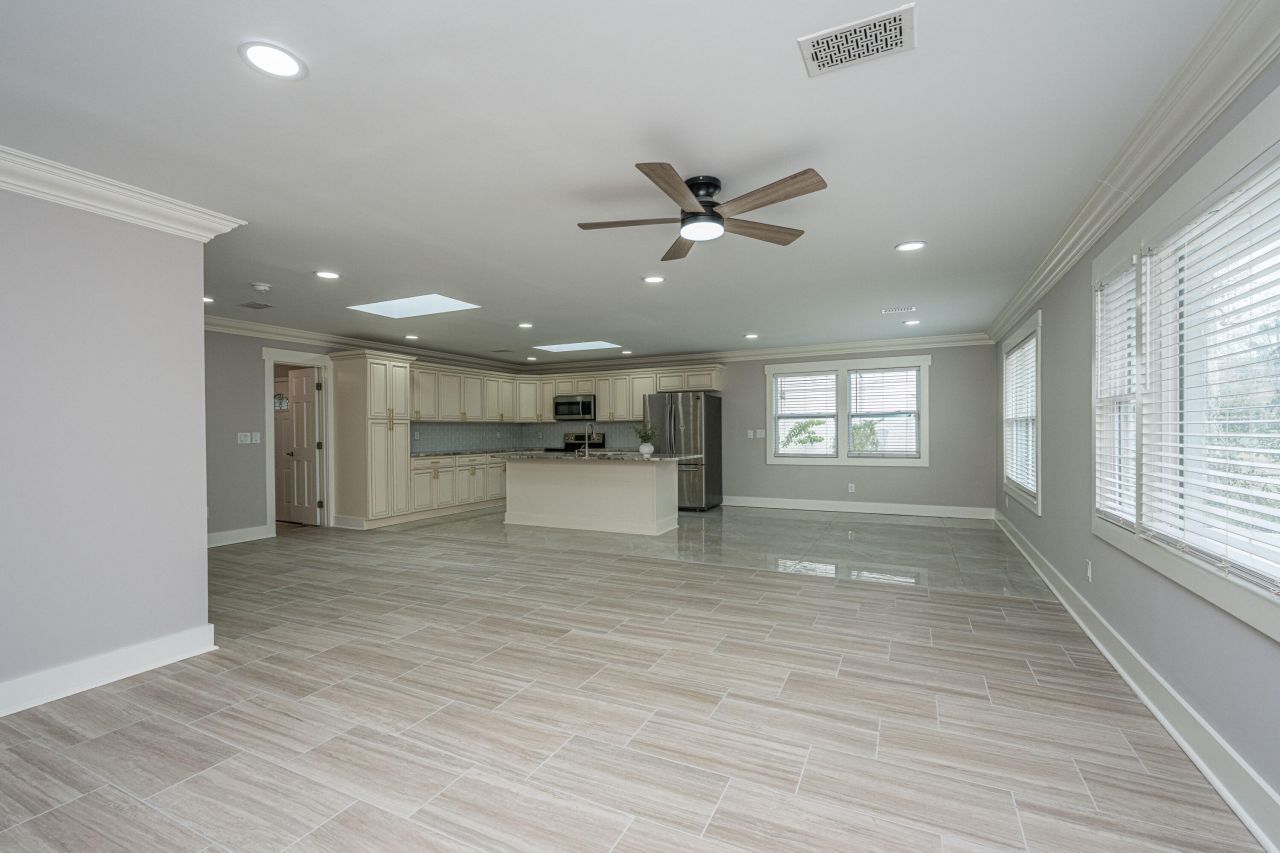 311 Adeline Drive Photo 8