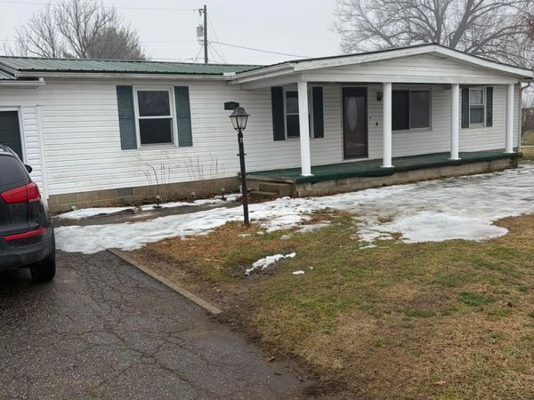 83 Myrtle Avenue , Gallipolis, OH 45631