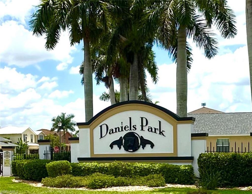 14122 Danpark Loop, Fort Myers, FL 33912 Photo