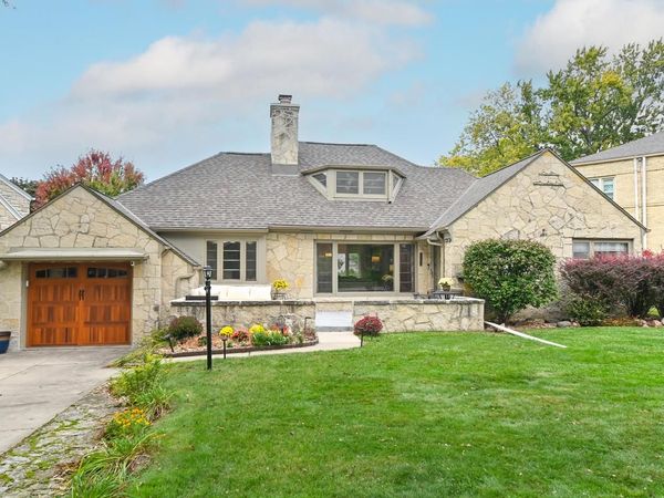 2441 N 97th STREET, Wauwatosa, WI 53226