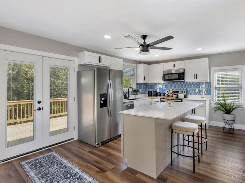 5753 Boomer Road, Green Township, OH 45247 Photo 10