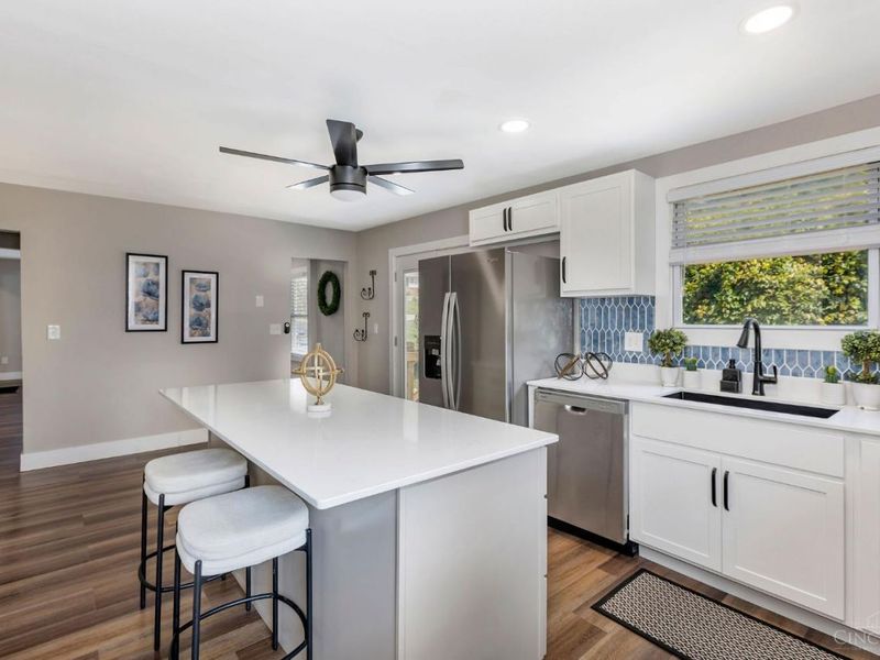 5753 Boomer Road, Green Township, OH 45247 Photo 12