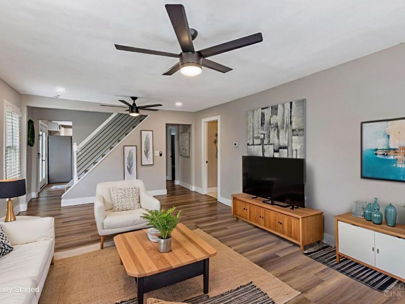 5753 Boomer Road, Green Township, OH 45247 Photo 7