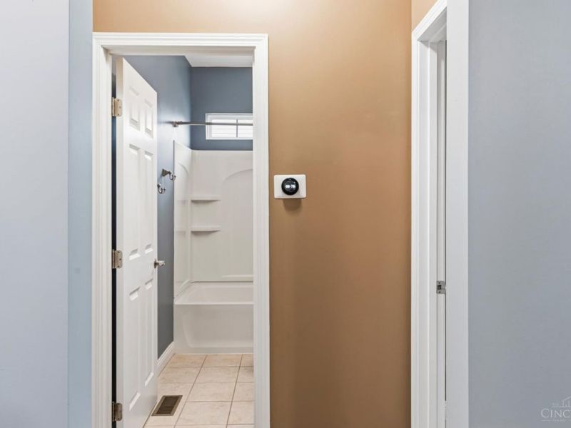 682 Hyacinth Road, Union Twp, OH 45245 Photo 11