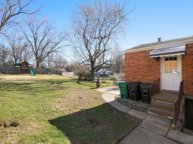 1092 Morado Drive, Cincinnati, OH 45238 Photo 24