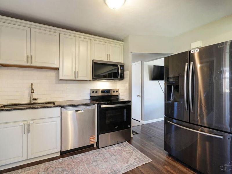 1092 Morado Drive, Cincinnati, OH 45238 Photo 8