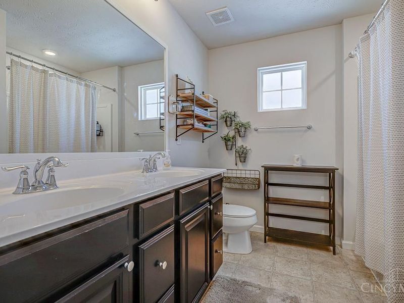 3280 Blue Springs Drive, Monroe, OH 45050 Photo 14