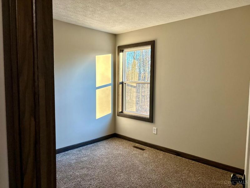 1738 Commissioners Way, Sterling Twp, OH 45154 Photo 18