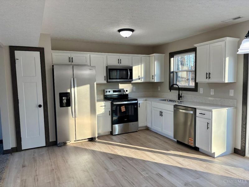 1738 Commissioners Way, Sterling Twp, OH 45154 Photo 8