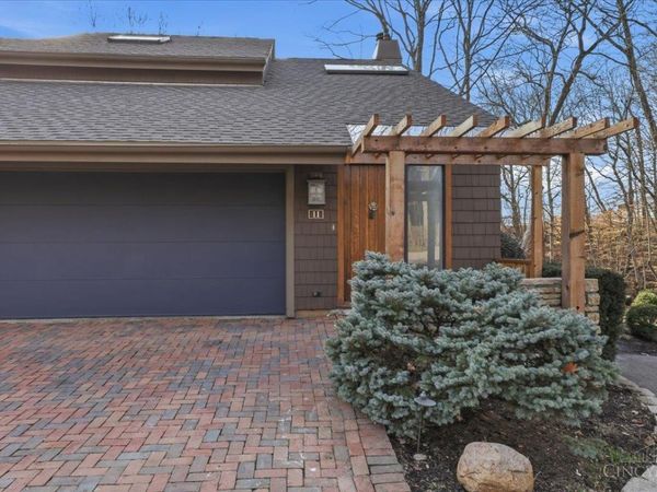 11 Spring Hill, Cincinnati, OH 45227