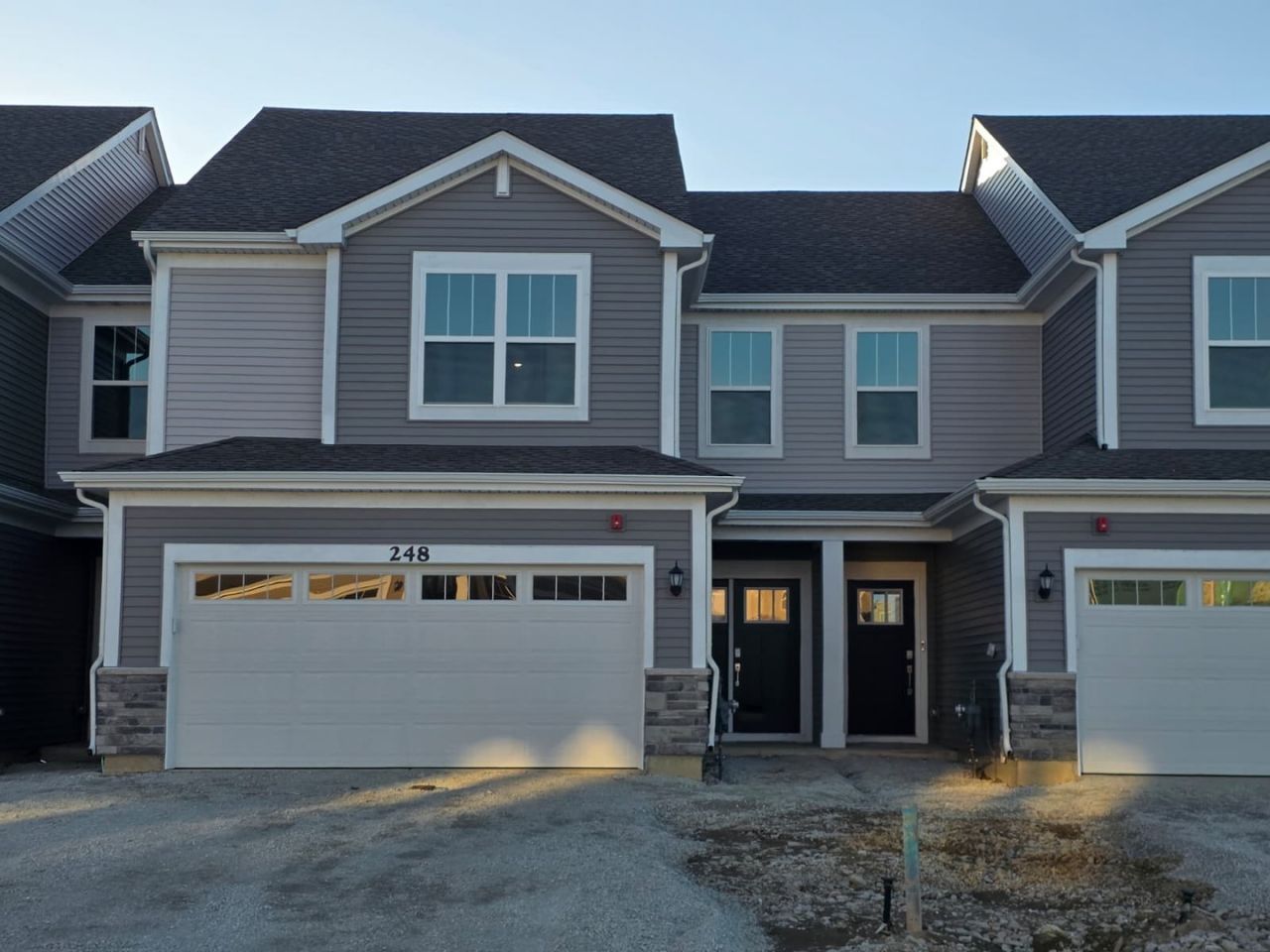 248 Cooney Way, Oswego, IL 60543 Main Photo