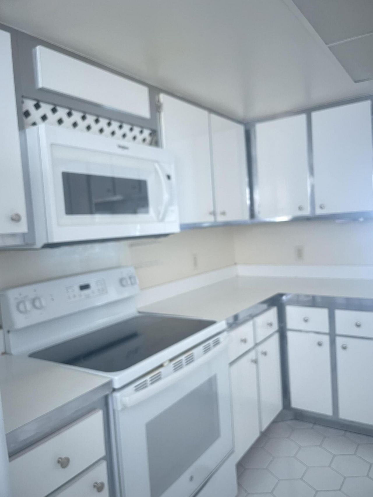 250 John F Kennedy Drive, Unit 308, Atlantis, FL 33462 Photo