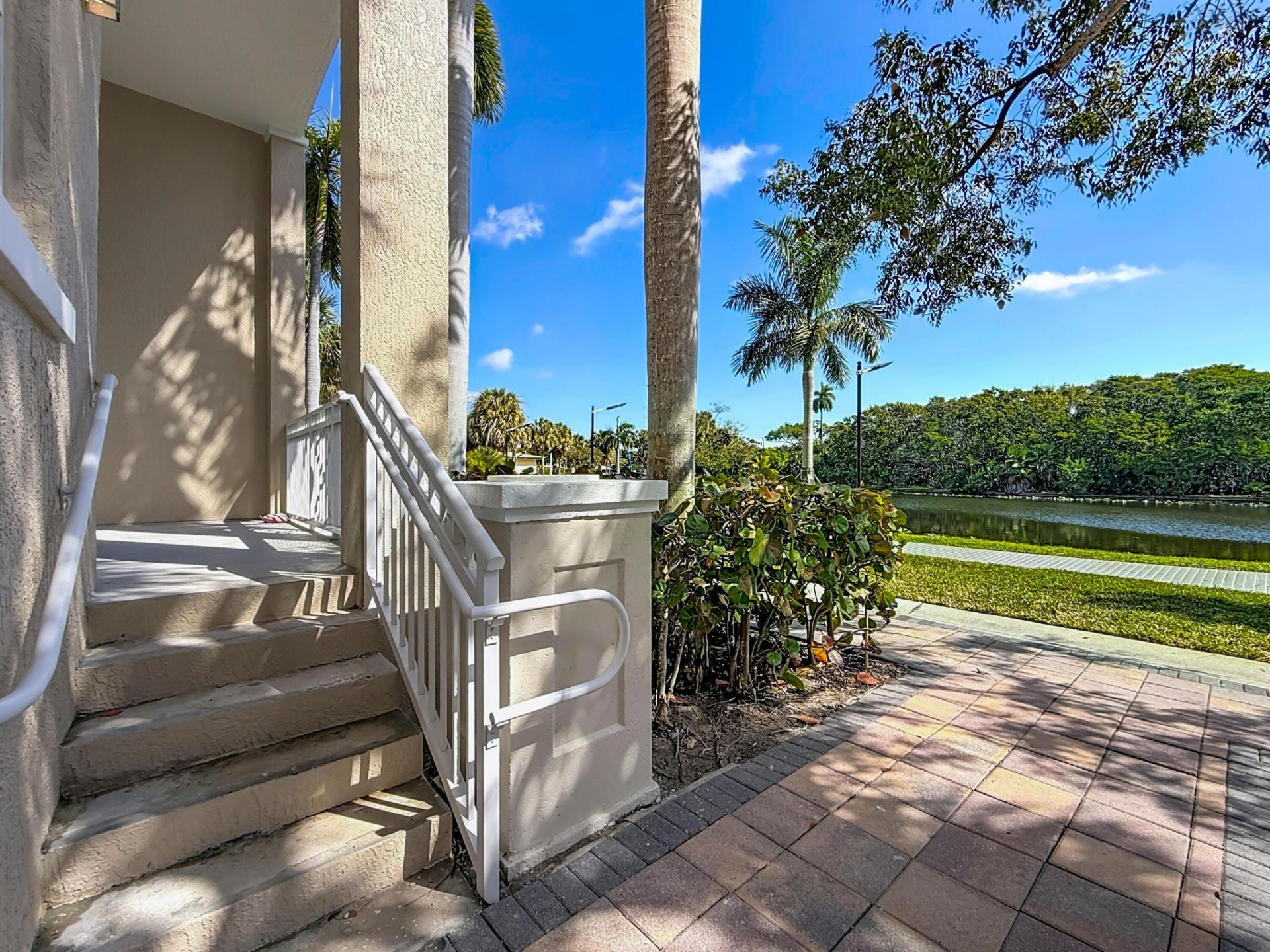 450 N Federal Highway, Unit 103, Boynton Beach, FL 33435 Photo