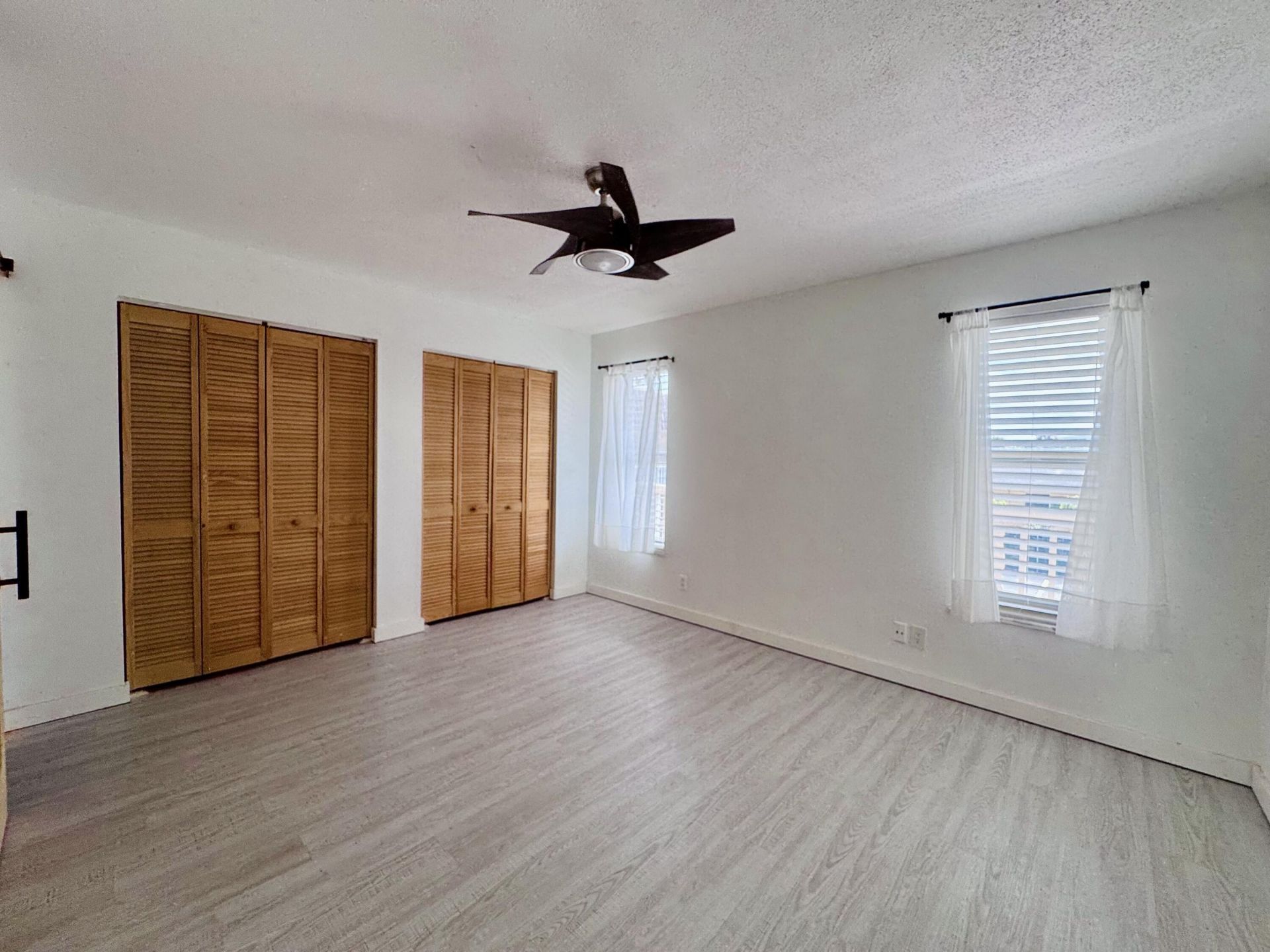 342 Southwind Drive, Unit 222, North Palm Beach, FL 33408 Photo