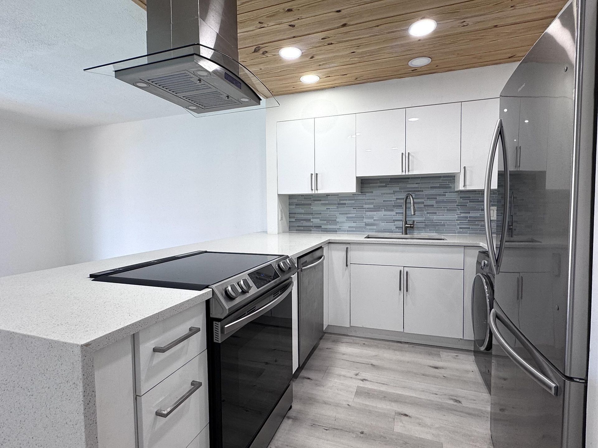 342 Southwind Drive, Unit 222, North Palm Beach, FL 33408 Photo