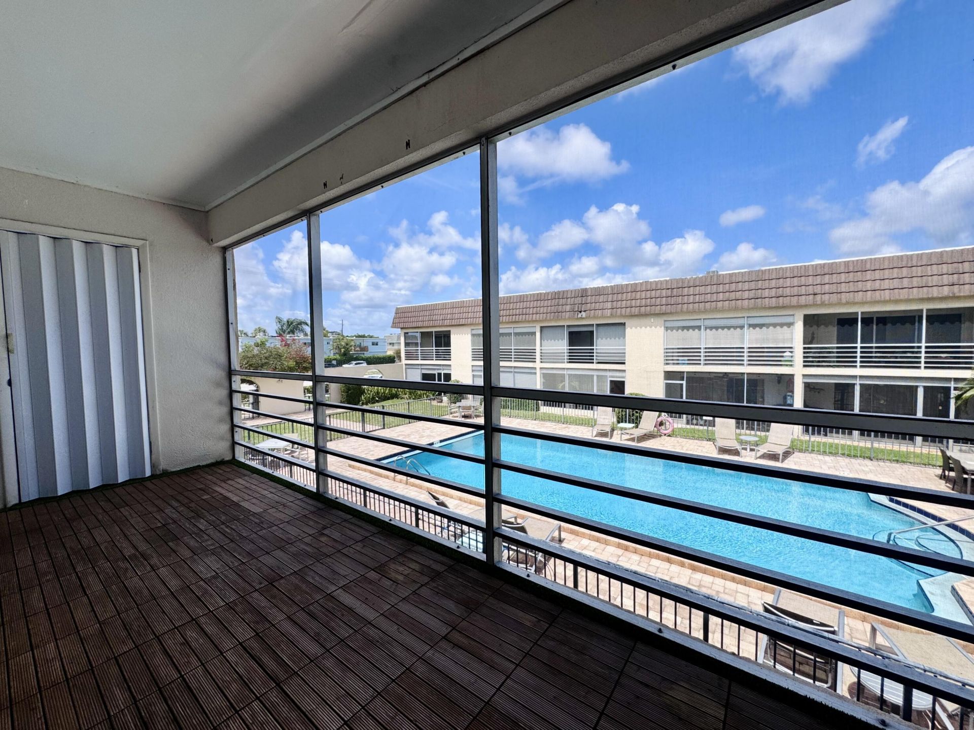 342 Southwind Drive, Unit 222, North Palm Beach, FL 33408 Photo