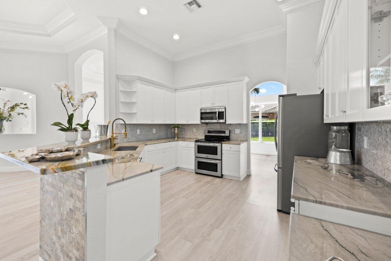 2933 E Fontana Court, Royal Palm Beach, FL 33411 Photo