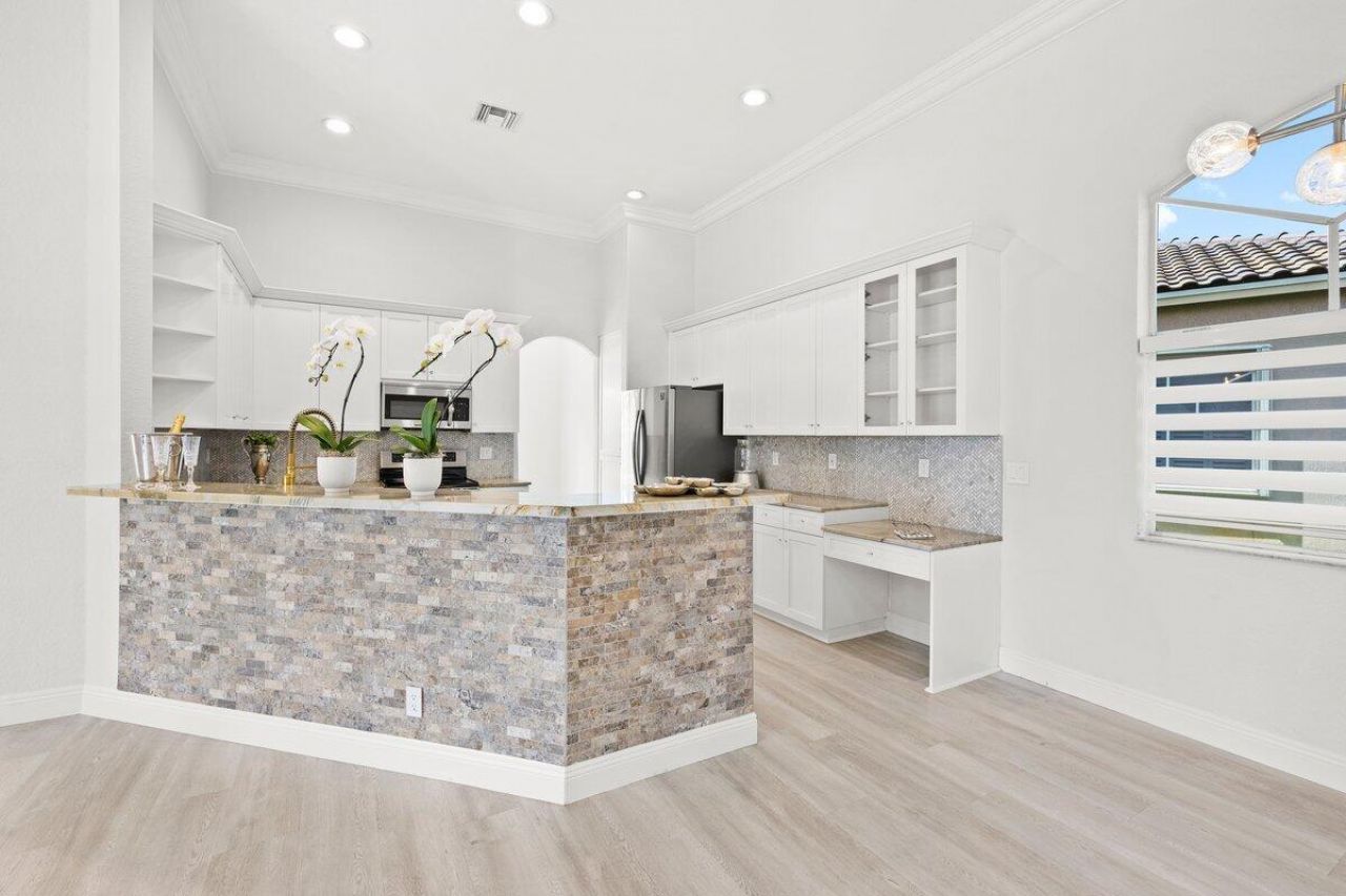 2933 E Fontana Court, Royal Palm Beach, FL 33411 Photo
