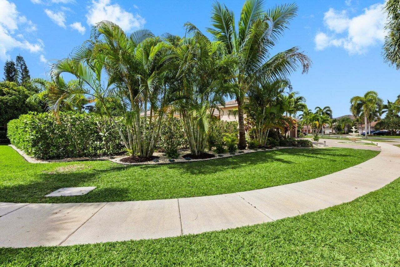 2933 E Fontana Court, Royal Palm Beach, FL 33411 Photo