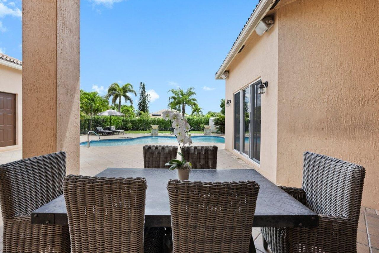2933 E Fontana Court, Royal Palm Beach, FL 33411 Photo