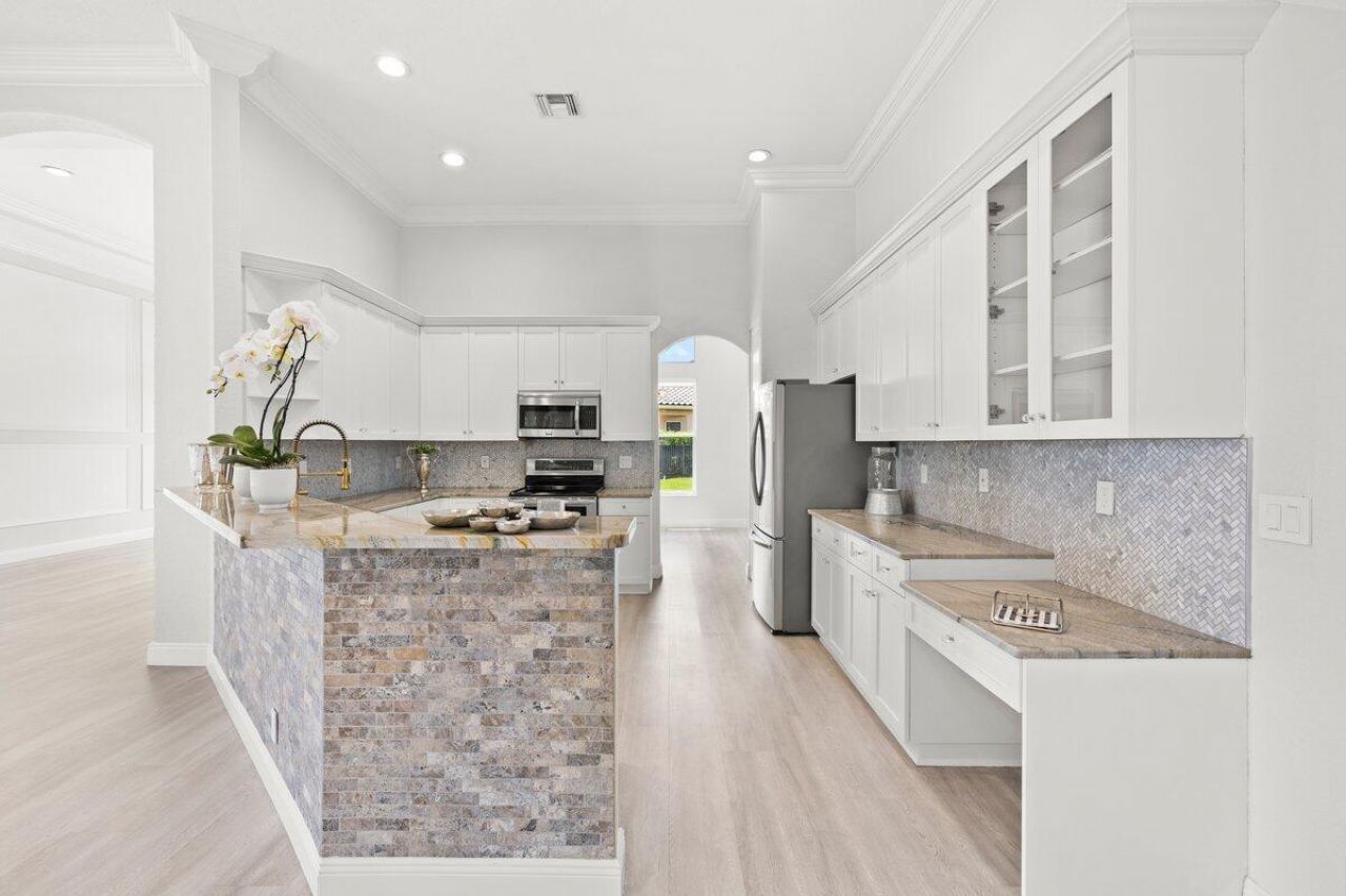 2933 E Fontana Court, Royal Palm Beach, FL 33411 Photo