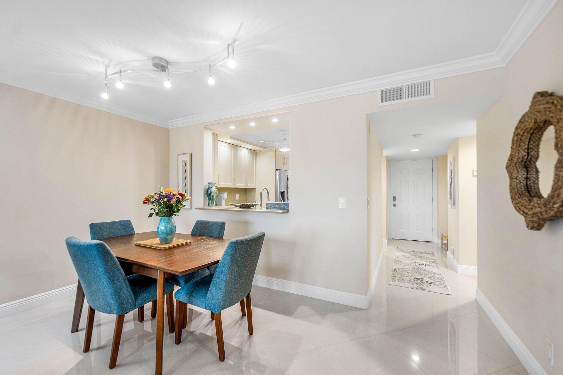 7286 Huntington Lane, Unit 301, Delray Beach, FL 33446 Photo