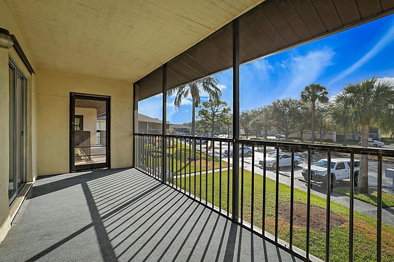 6327 Chasewood Drive, Unit E, Jupiter, FL 33458 Photo