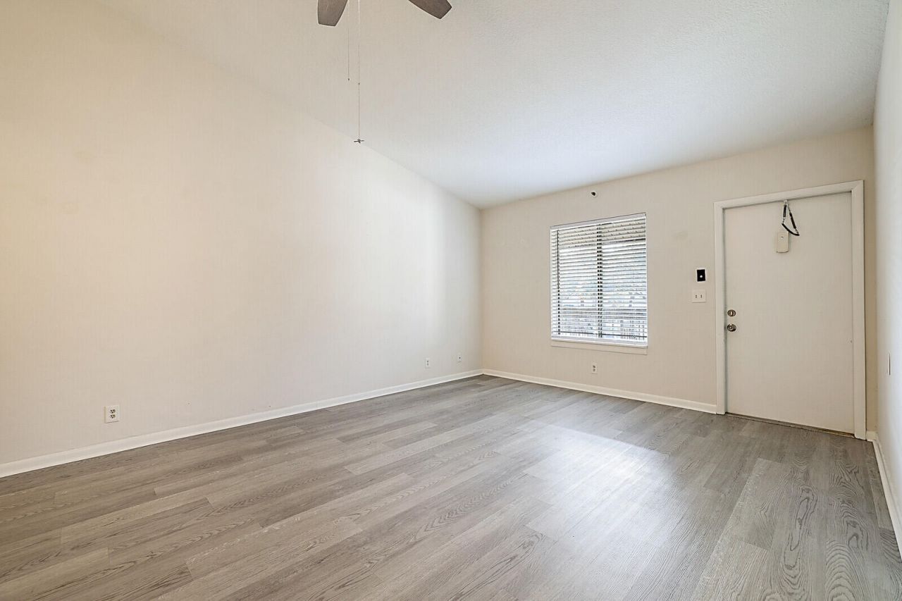 6327 Chasewood Drive, Unit E, Jupiter, FL 33458 Photo