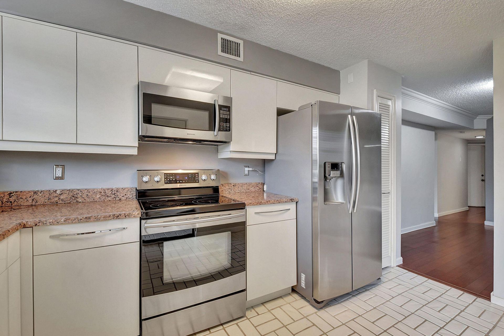 17396 Boca Club Boulevard, Unit 104, Boca Raton, FL 33487 Photo