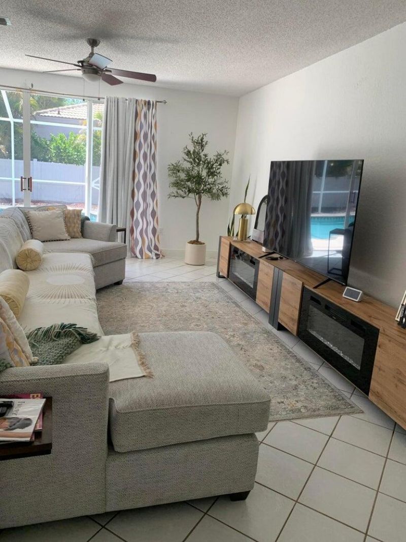 2087 Chagall Circle, West Palm Beach, FL 33409 Photo