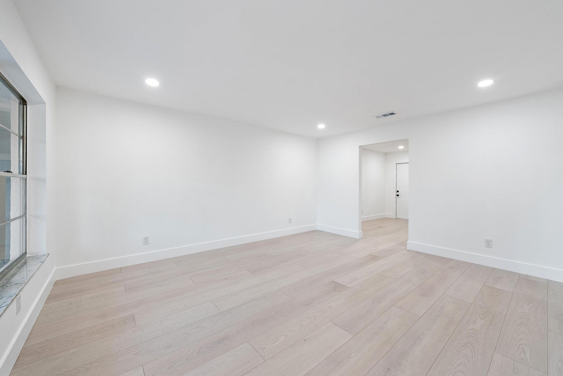 1926 Service Road, North Palm Beach, FL 33408 Photo