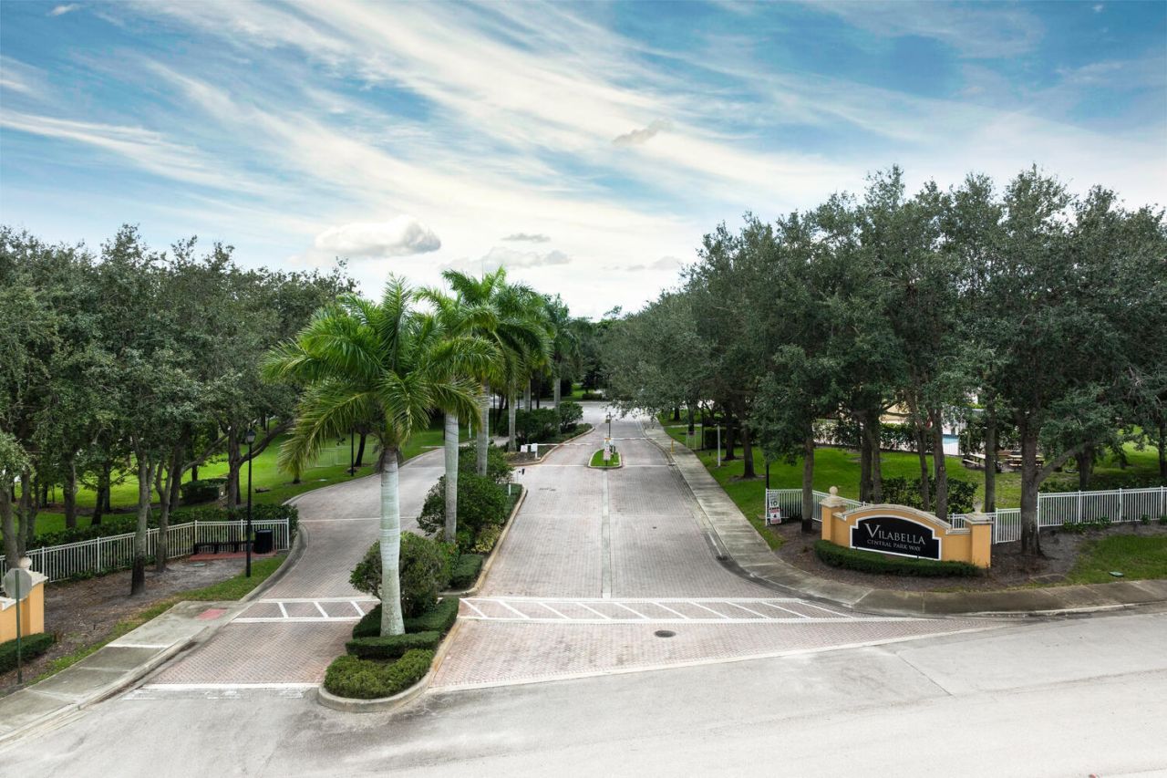 40 SE Sedona Circle, Unit 103, Stuart, FL 34994 Photo