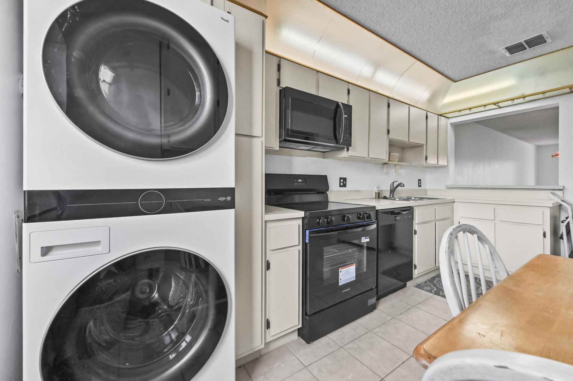 1464 NW 97th Terrace, Unit 285, Pembroke Pines, FL 33024 Photo