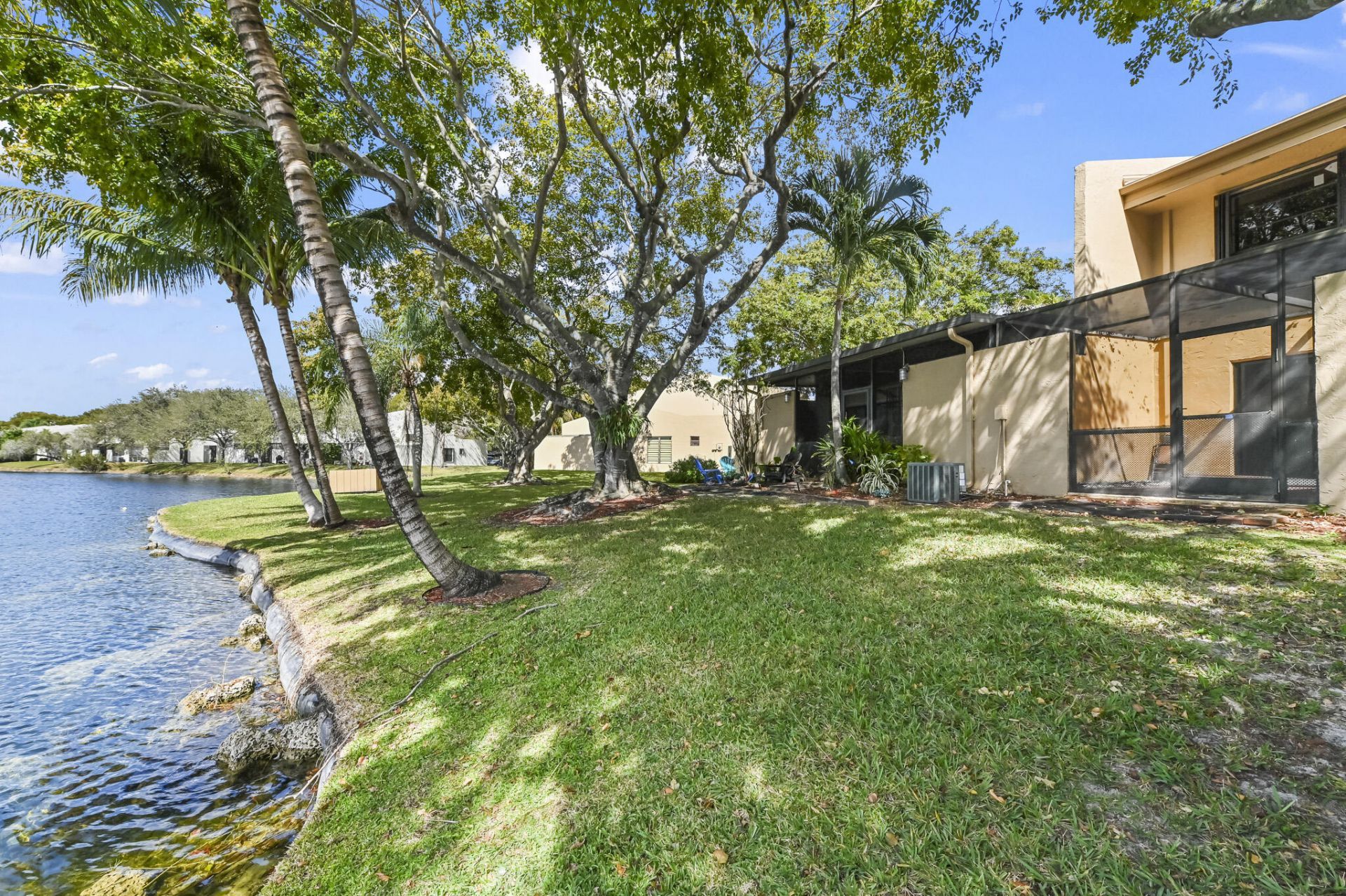 1464 NW 97th Terrace, Unit 285, Pembroke Pines, FL 33024 Photo