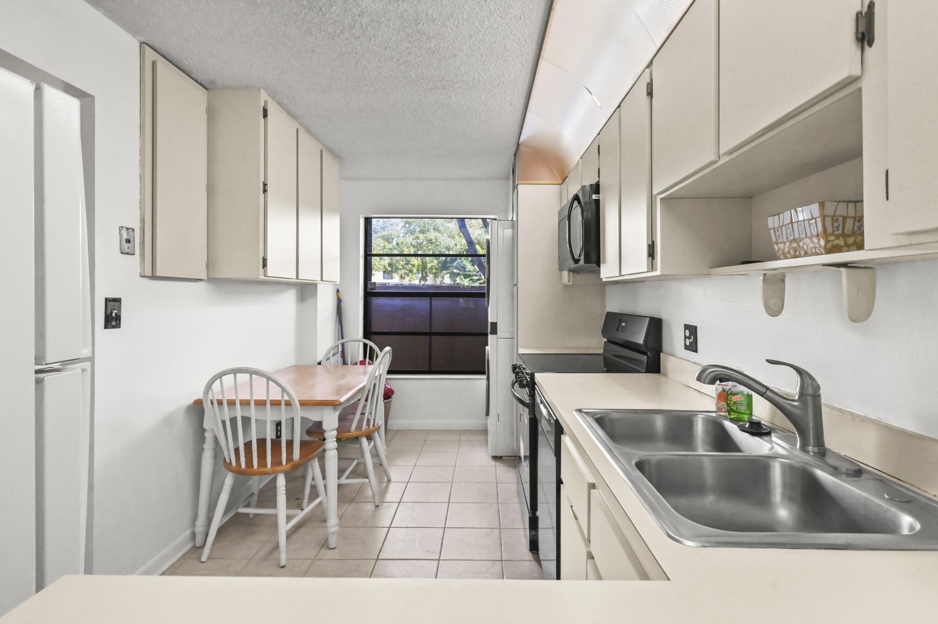 1464 NW 97th Terrace, Unit 285, Pembroke Pines, FL 33024 Photo